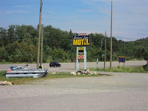 Richard Lake Motel Coniston エクステリア 写真